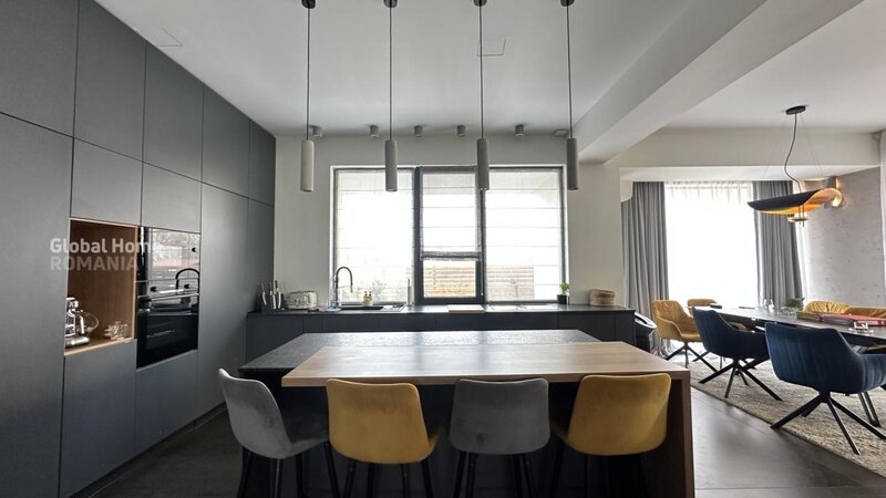 Vila moderna cu piscina | 4 camere | 190 MP | Corbeanca | Vedere Lac